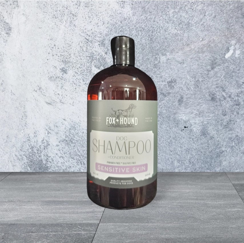 DOG SHAMPOO + CONDITIONER FOX + HOUND SENSITIVE SKIN